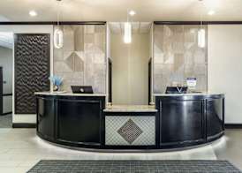Best Western Plus Texoma Hotel & Suites 3