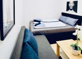 Cozy 5BR Apt 10min Walk to Augarten 3