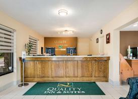 Quality Inn & Suites Mt Chalet 4