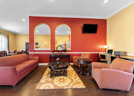 SureStay Plus by Best Western San Antonio Fiesta Inn 2