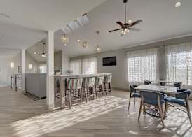 Best Western Hampshire Inn & Suites 4