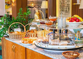 Parkhotel Crombach am Salingarten 4