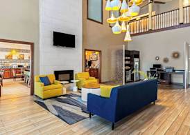 Comfort Suites Vincennes 2