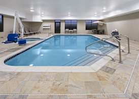 Hampton Inn Cleveland-Airport/Tiedeman Rd. 5