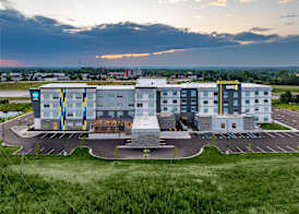 Tru By Hilton Kalamazoo 3