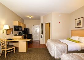 Candlewood Suites FT MYERS I-75 by IHG 3