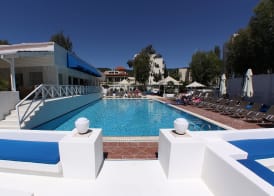 Club Munamar Beach Resort 3