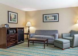 Best Western Plus Berkshire Hills Inn & Suites 5