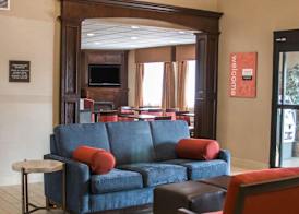 Garner Hotel Warren Northwest 2