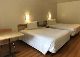 Travelodge by Wyndham Fayetteville 2