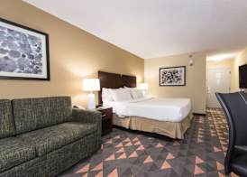 Holiday Inn LUMBERTON NORTH - I-95 by IHG 2