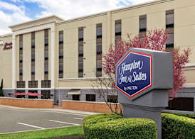 Hampton Inn & Suites Frederick-Fort Detrick 3