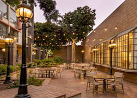 DoubleTree by Hilton San Bernardino 3