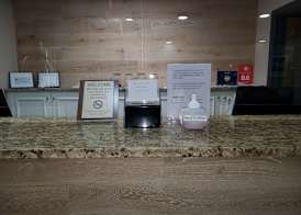 Country Inn & Suites by Radisson, Buford at Mall of Georgia, GA 3
