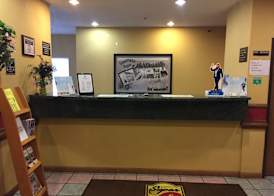 Super 8 by Wyndham Martinsville 2