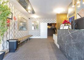 Hotel Acta Madfor 4