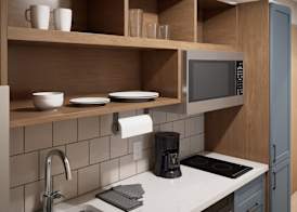 Candlewood Suites London South by IHG 4