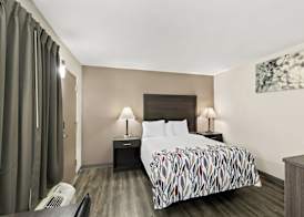 Red Roof Inn & Suites Duncan 5