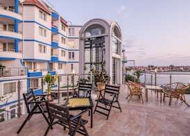 Hotel Villa List 3