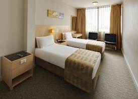 Quality Hotel Ambassador Perth 5