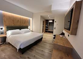 Hotel America 3