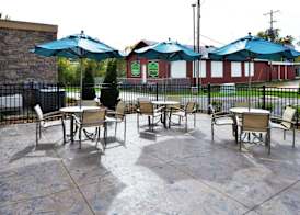 Hampton Inn Leavenworth, KS 2
