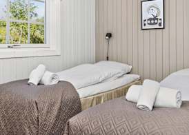 Astra Village - Seafront Rorbu Cabins, Lofoten 4