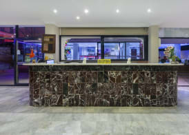 Twin Apart Hotel 3