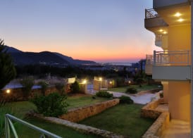 Notos Heights Hotel & Suites 5