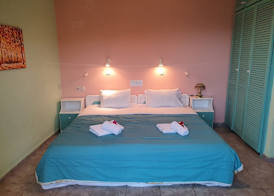 Dioskouroi Apts 5