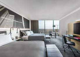 InterContinental Hotels LOS ANGELES DOWNTOWN by IHG 3