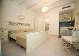 Roko House 4