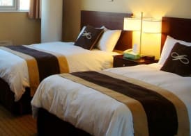 Pointe Plaza Hotel 5