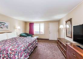 Travelodge by Wyndham Ridgeway Martinsville Area 5