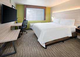 Holiday Inn Express & Suites WATSONVILLE by IHG 5