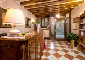 Hotel Mezzo Pozzo 5