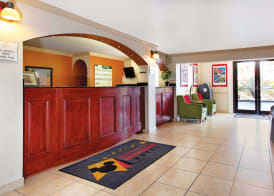 La Quinta Inn by Wyndham Orlando International Drive North 3