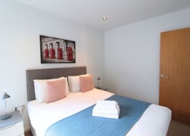 Tooley Street Apartments by Viridian Apartments 2