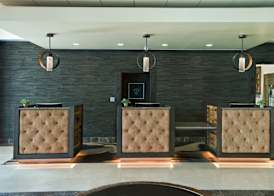 Oxford Suites Sonoma - Rohnert Park 3