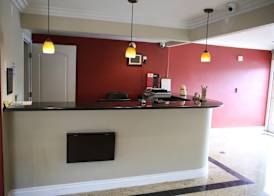 Chateau Inn & Suites 5