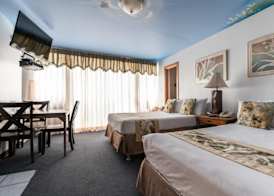Holiday Surf Hotel 5