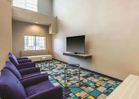 La Quinta Inn by Wyndham Richmond South 4