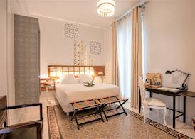 Hotel Madinat 5