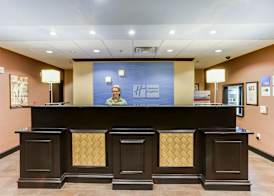 Holiday Inn Express & Suites HUNTSVILLE by IHG 3