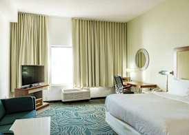 The Beacon Charlotte Airport by IHG 4