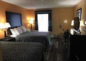 Days Inn by Wyndham Sarasota Bay 5