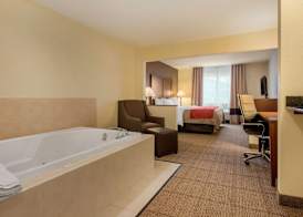 Comfort Inn Warren I-69 2