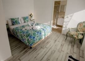 Hostal Escala Suites 3