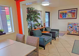Travelodge by Wyndham Houston Hobby Airport 5