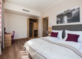 HOTEL max70 5